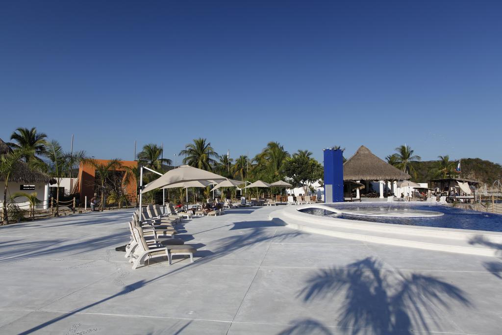 Hotel La Isla Huatulco Extérieur photo