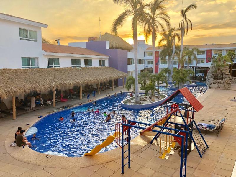 Hotel La Isla Huatulco Extérieur photo